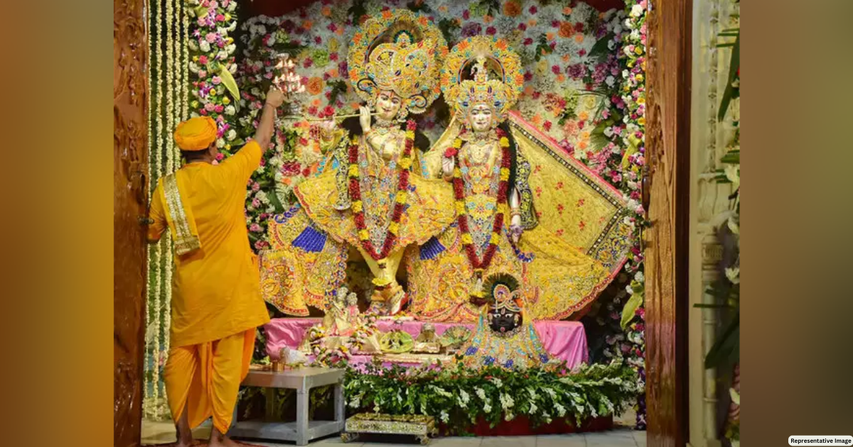 Devotees celebrate Janmashtami across the country
